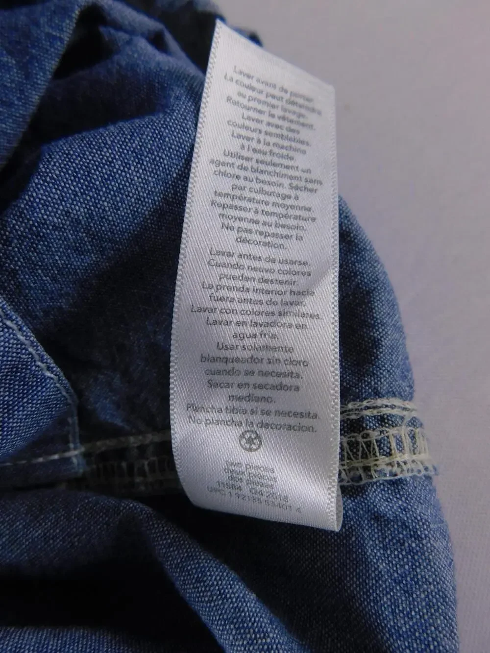 Carter's Shirt Boys 5T Blue Denim Short Sleeve Button-Up Embroidered Dino Pocket